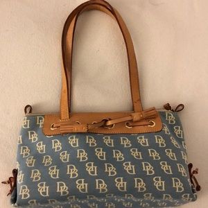 Dooney & Bourke bag